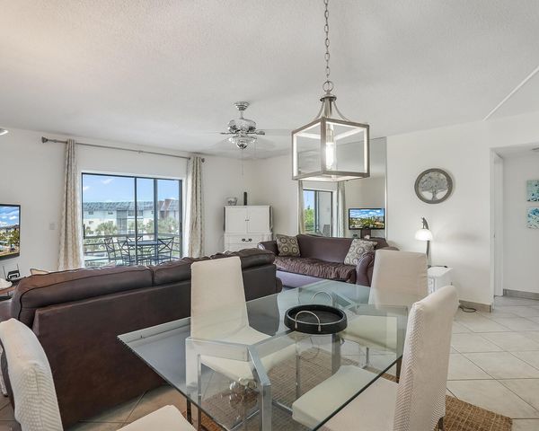 4770 NW 21st Street 402, Lauderhill, FL 33313