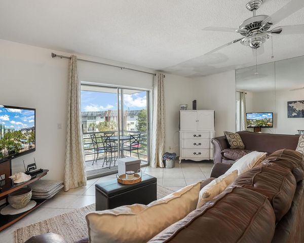 4770 NW 21st Street 402, Lauderhill, FL 33313