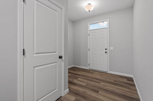 1433 192nd Avenue, East Bethel, MN 55011