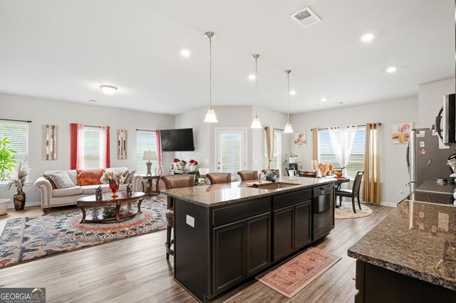110 Waterside Drive, Calhoun, GA 30701