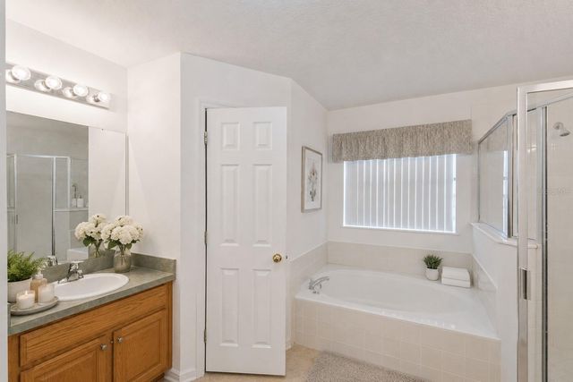652 HIGHGATE PARK BOULEVARD, Davenport, FL 33897