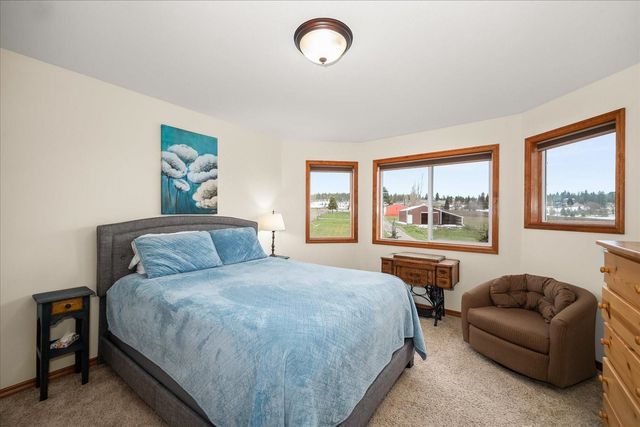 7303 E Bigelow Gulch Rd, Spokane, WA 99217