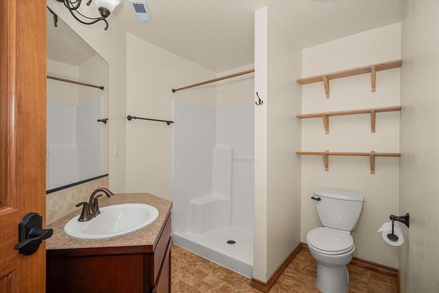 7303 E Bigelow Gulch Rd, Spokane, WA 99217