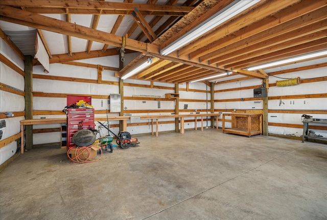 7303 E Bigelow Gulch Rd, Spokane, WA 99217