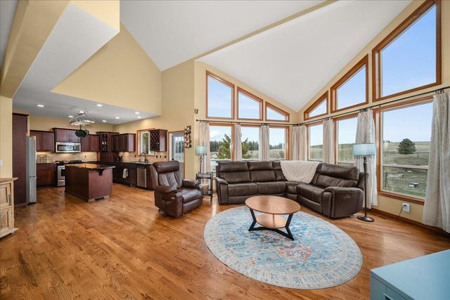 7303 E Bigelow Gulch Rd, Spokane, WA 99217