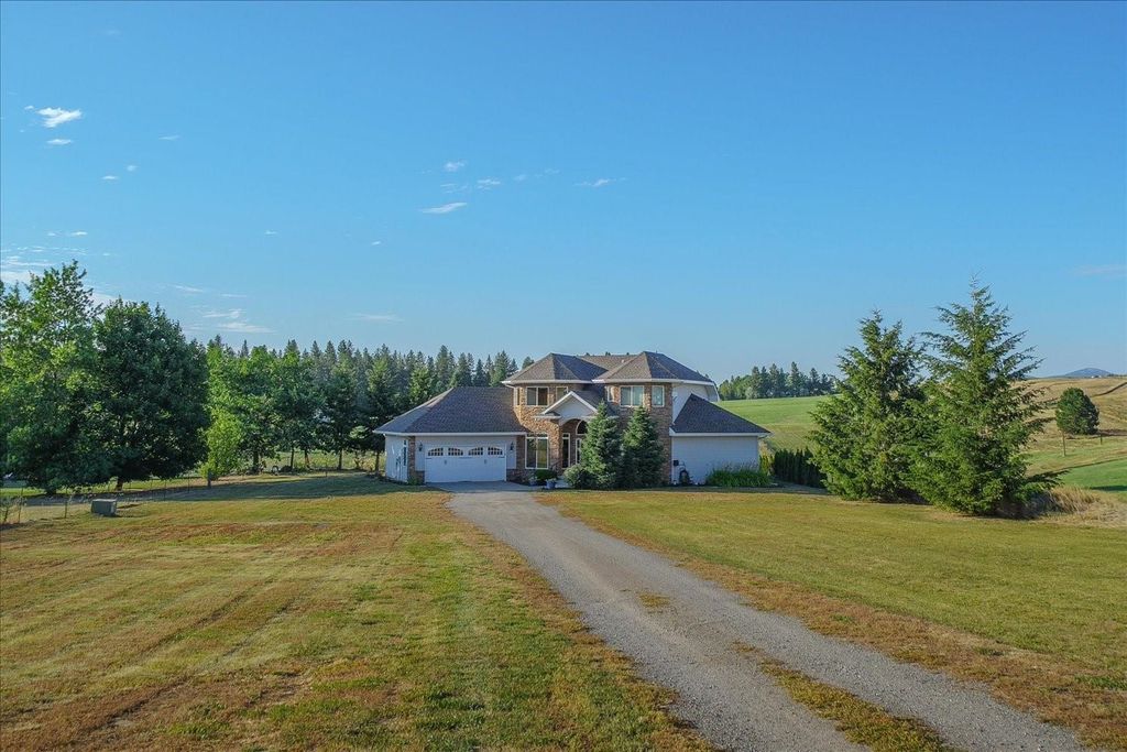 7303 E Bigelow Gulch Rd, Spokane, WA 99217 photo 2