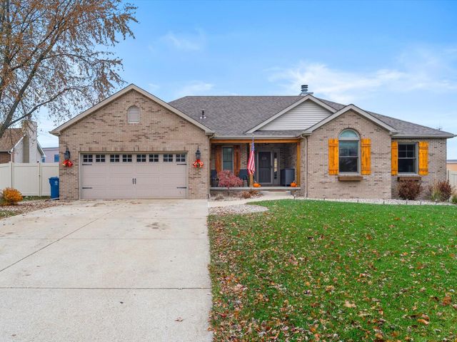 8407 Heron Lake Road, St. John, IN 46373
