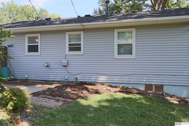 12517 B Street, Omaha, NE 68144