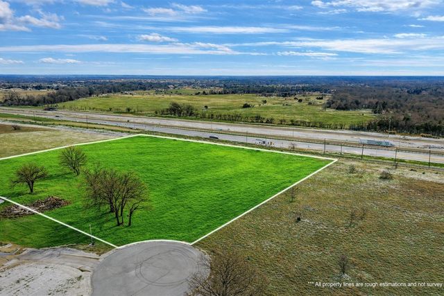 2077 Eastfield Drive, Wills Point, TX 75169