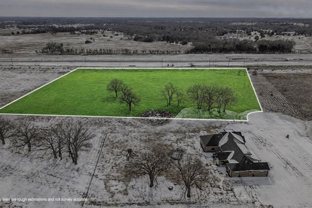 2077 Eastfield Drive, Wills Point, TX 75169