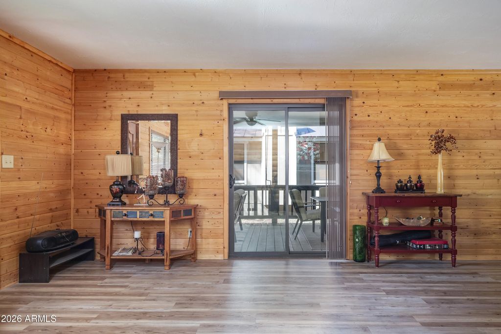 Image 10 of property listing at 840 E CARIBOU Road, Munds Park, AZ 86017