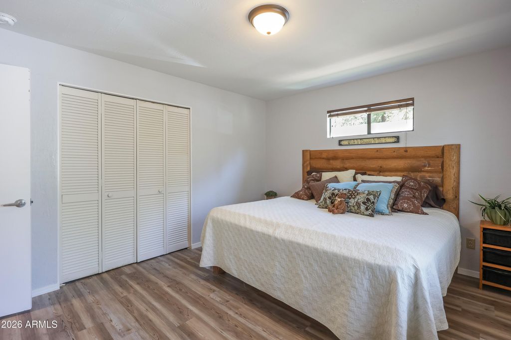 Image 19 of property listing at 840 E CARIBOU Road, Munds Park, AZ 86017