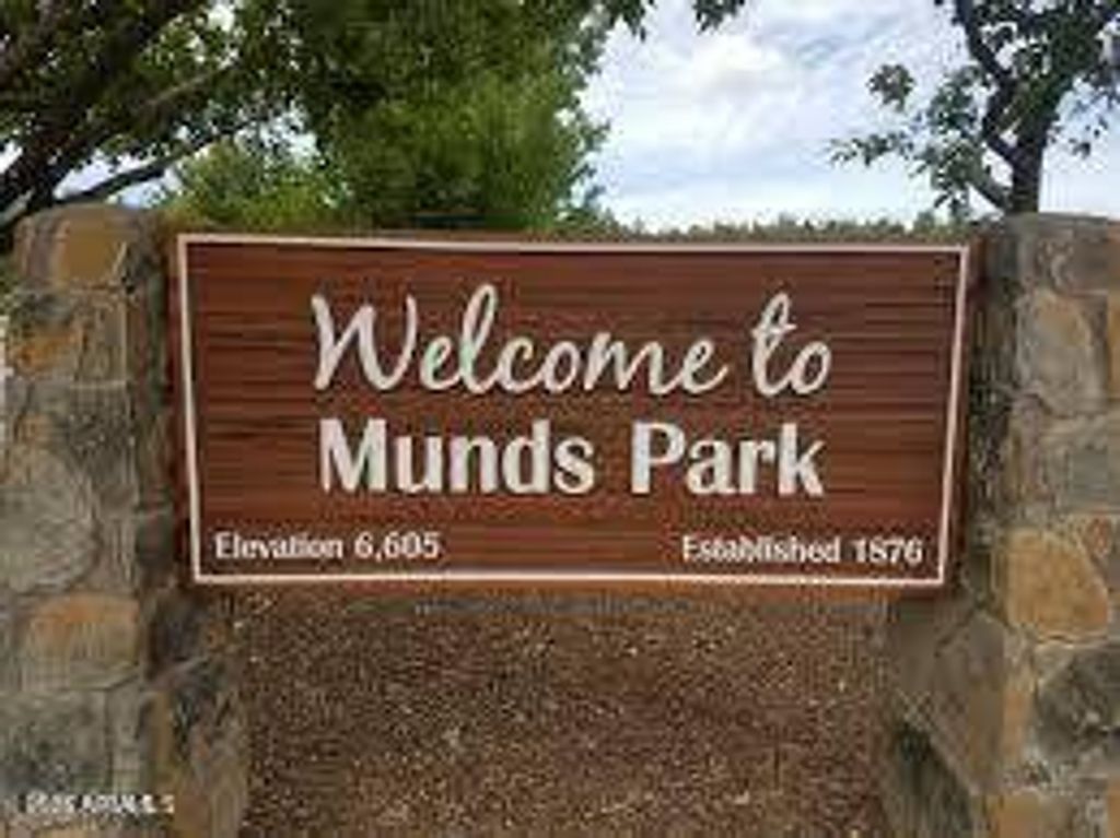 Image 53 of property listing at 840 E CARIBOU Road, Munds Park, AZ 86017