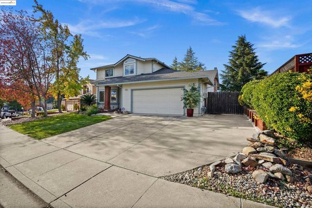 2908 Bellflower Dr, Antioch, CA 94531