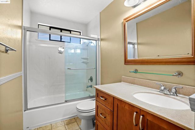 2908 Bellflower Dr, Antioch, CA 94531