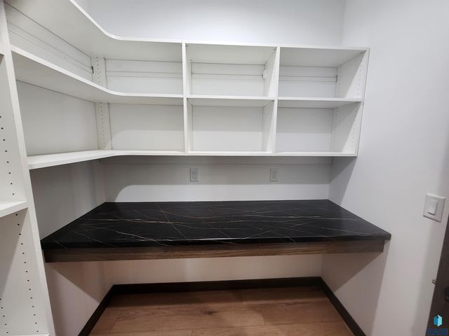 431 E Center Ave Avenue, Salem, SD 57058