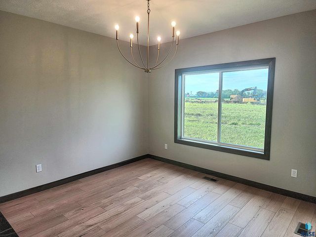 431 E Center Ave Avenue, Salem, SD 57058