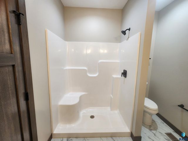 431 E Center Ave Avenue, Salem, SD 57058