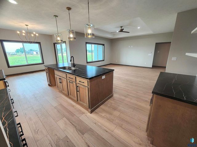 431 E Center Ave Avenue, Salem, SD 57058