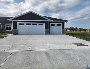 431 E Center Ave Avenue, Salem, SD 57058