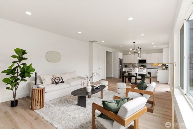 9213 S Sheridan Avenue, Tacoma, WA 98444