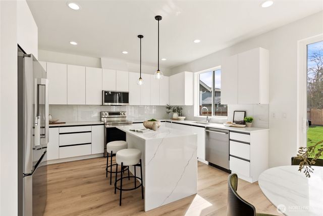 9213 S Sheridan Avenue, Tacoma, WA 98444