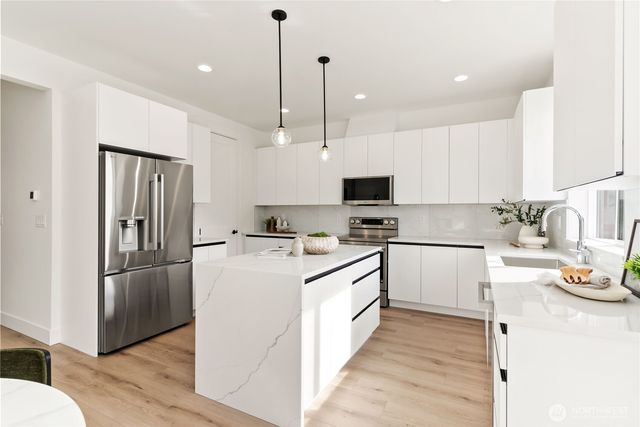 9213 S Sheridan Avenue, Tacoma, WA 98444