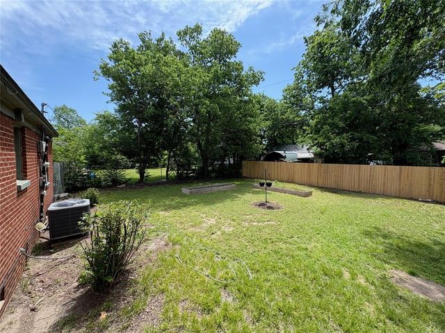 320 W Mosier Street, Norman, OK 73069
