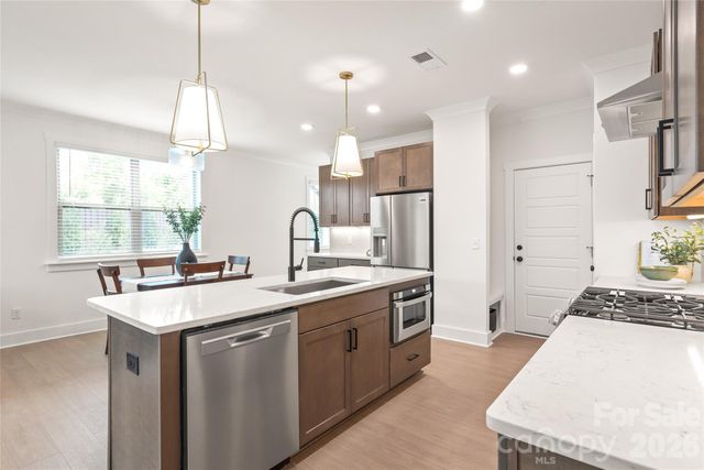 804 Garringer Place 16, Charlotte, NC 28208