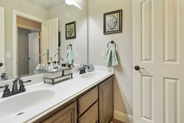280 Armstrong Lane, Lavon, TX 75166