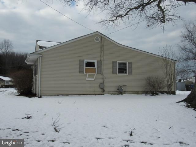 11 PLEASANT VALLEY DR, West Deptford, NJ 08096