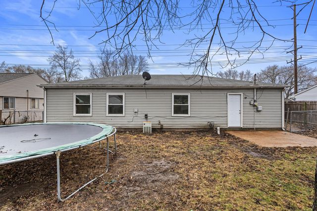 2704 W Kirby Avenue, Champaign, IL 61821