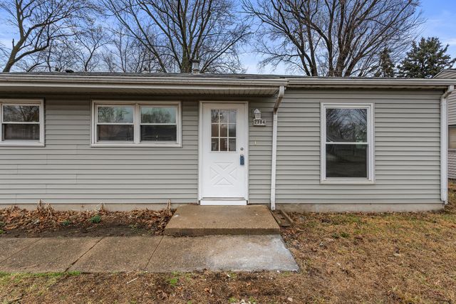 2704 W Kirby Avenue, Champaign, IL 61821