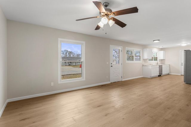 2704 W Kirby Avenue, Champaign, IL 61821