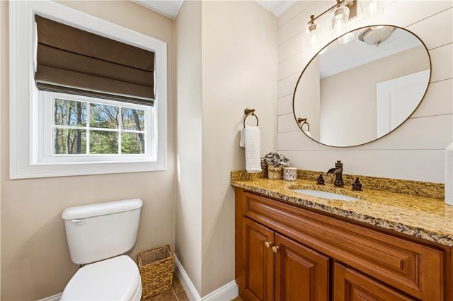 206 Burnside Avenue, Seekonk, MA 02771