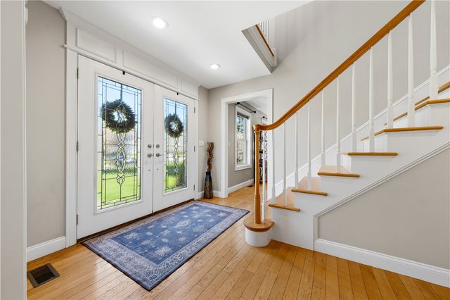 206 Burnside Avenue, Seekonk, MA 02771