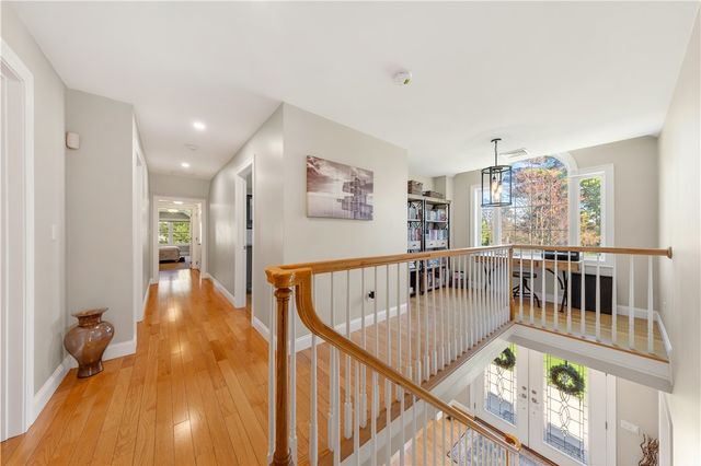 206 Burnside Avenue, Seekonk, MA 02771