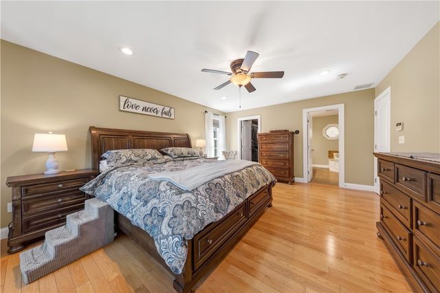 206 Burnside Avenue, Seekonk, MA 02771