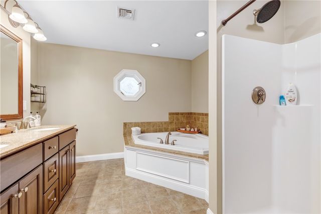 206 Burnside Avenue, Seekonk, MA 02771