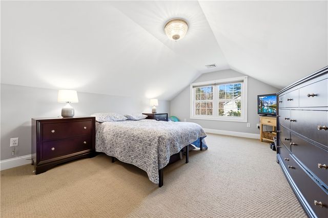 206 Burnside Avenue, Seekonk, MA 02771