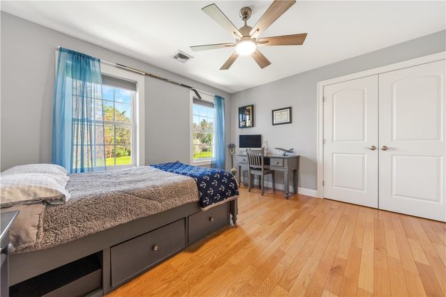 206 Burnside Avenue, Seekonk, MA 02771