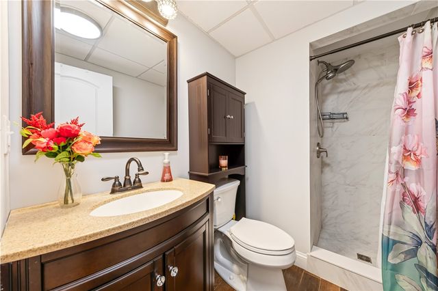 206 Burnside Avenue, Seekonk, MA 02771