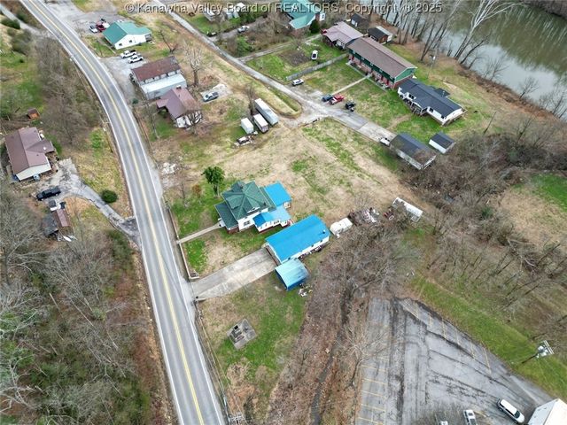 4904 Elk River Road S, Elkview, WV 25071