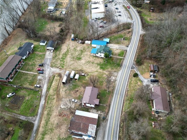 4904 Elk River Road S, Elkview, WV 25071