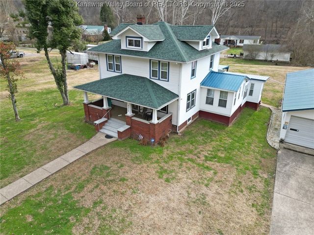 4904 Elk River Road S, Elkview, WV 25071
