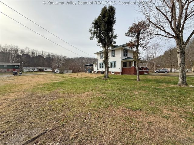 4904 Elk River Road S, Elkview, WV 25071