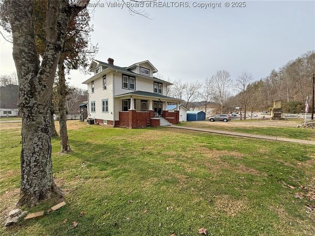 4904 Elk River Road S, Elkview, WV 25071