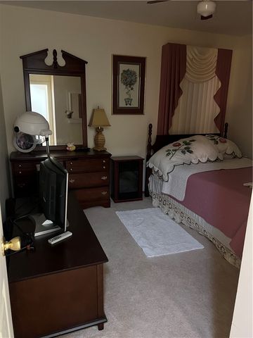 521 n calhoun shores Parkway, Calhoun Falls, SC 29628