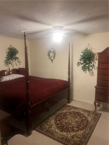 521 n calhoun shores Parkway, Calhoun Falls, SC 29628