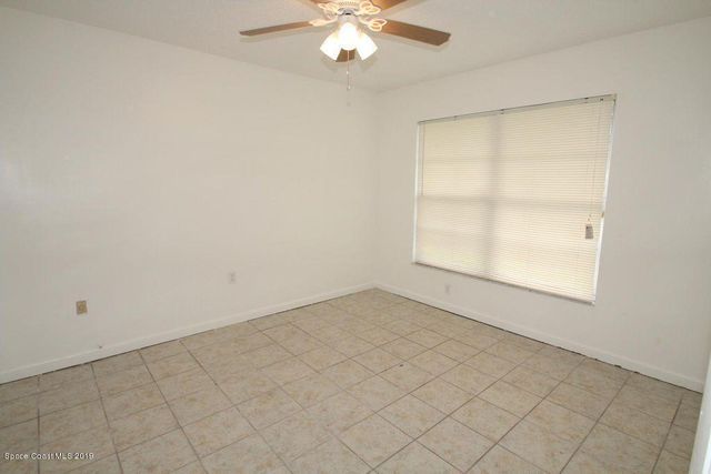 1040 Hosbine Street SE, Palm Bay, FL 32909